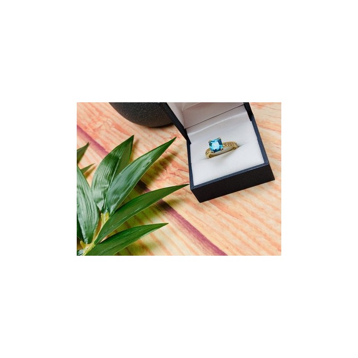 925 Sterling Silver Gold Plated Blue Topaz Ring Size 8