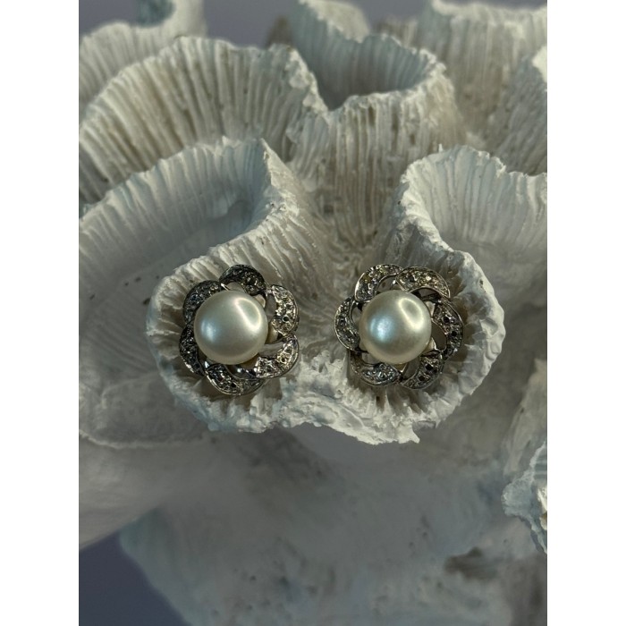 Beautiful 925 Sterling Silver Pearl Earrings Length 0.60 Inch