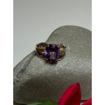 10K YELLOW GOLD AMETHYST RING SIZE 7