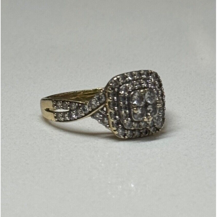 10K YELLOW GOLD DIAMONDS RING SIZE 9