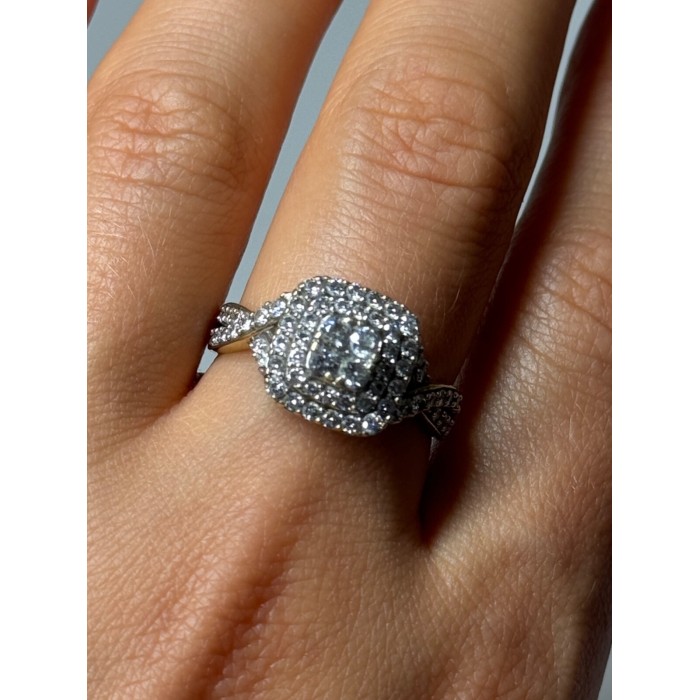 10K YELLOW GOLD DIAMONDS RING SIZE 9