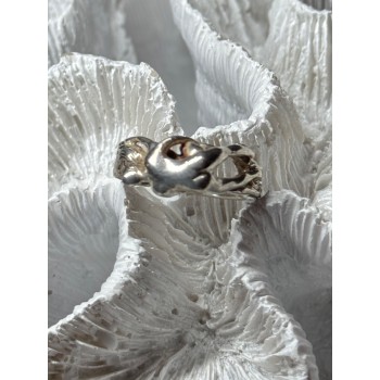 925 Sterling Silver Kamasutra Ring Size 6.5