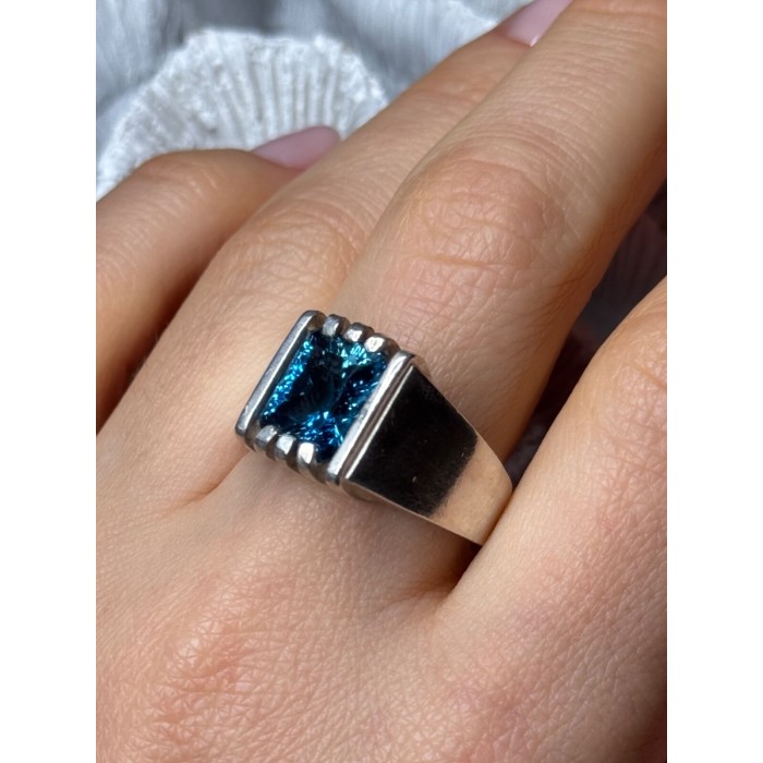 MEN'S 925 STERLING SILVER AQUAMARINE RING SIZE 9